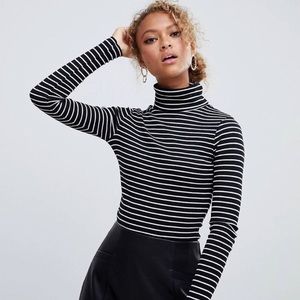 Merona Black & Thin White Stripe Turtleneck XS